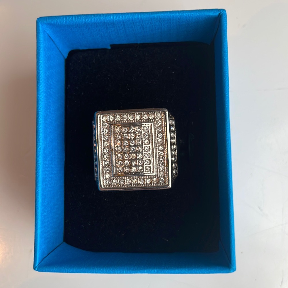 Edforce Men’s ring genuine crystal silver color stainless steel one size